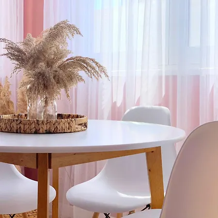 Apartment 6
