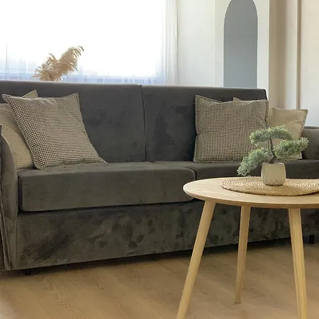 6 Apartment Golem (Tirana)
