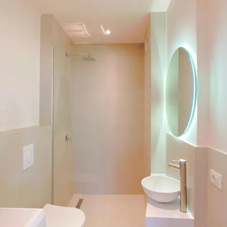 6 Apartment