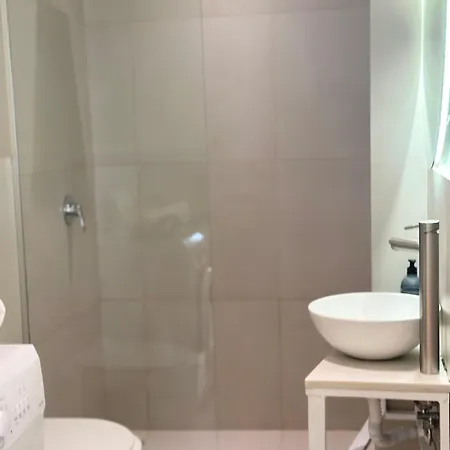 Apartment 6 *